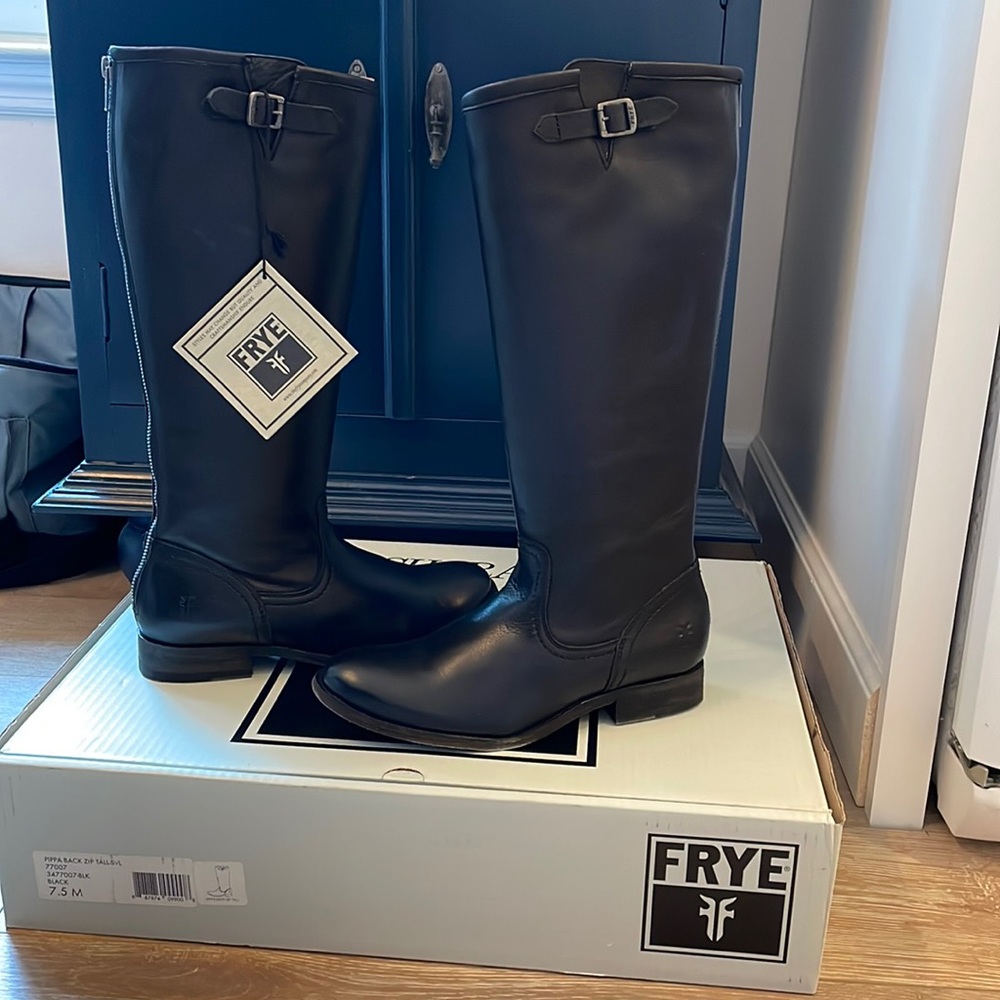 Frye pippa back zip tall black boots